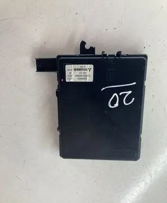 Peugeot 4007 Fan control module 7820A055
