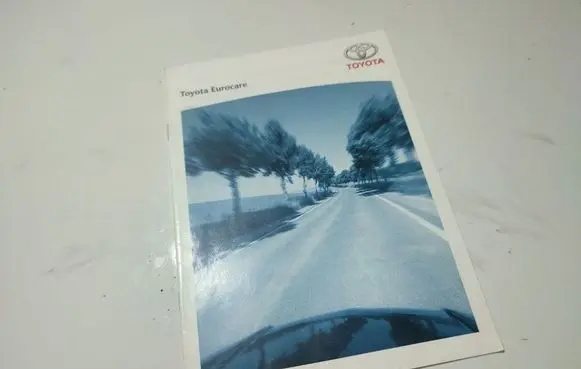 Toyota Yaris Owners service history hand book 