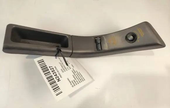Chevrolet Corvette Quarter vent window switch 10085953A 23766 Z3766