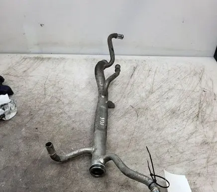 Volvo V60 Engine coolant pipe/hose