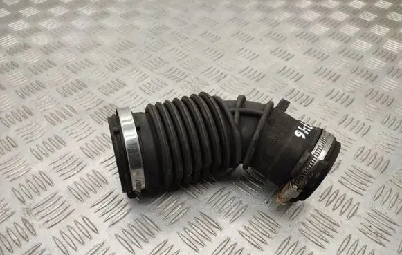 Dacia Sandero Intercooler hose/pipe 165758885R