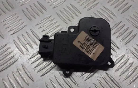 Renault Espace IV A/C air flow flap actuator/motor 52485222