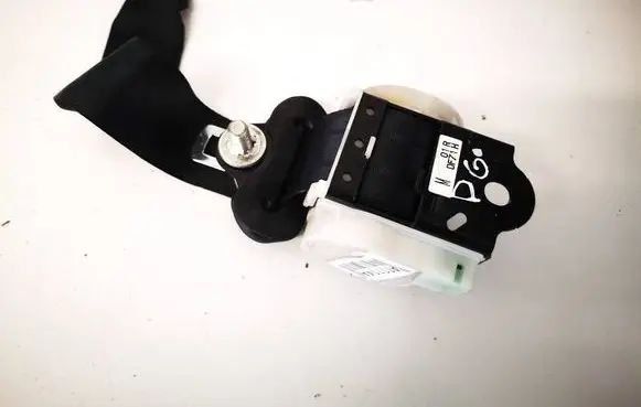 Mazda 2 Rear seatbelt T86236T