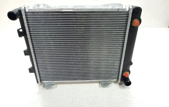Mercedes-Benz E W124 Coolant radiator RNBC 2015002903 A2015002903