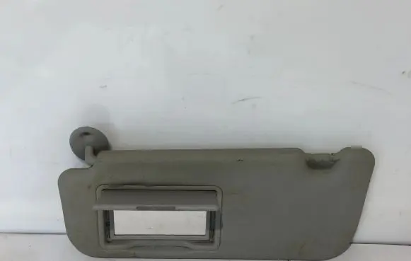 Toyota Yaris Sun visor