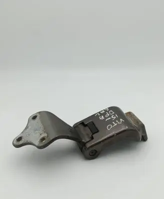 Mercedes-Benz Vito Viano W447 Loading door lower hinge A4477400537