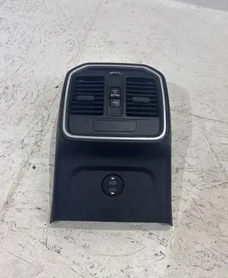 Porsche Macan (95B) Rear air vent grill 95B864378D 105296487C