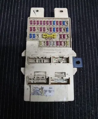 SsangYong Tivoli Fuse module 8215035240