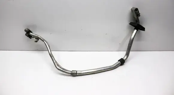 Audi A4 S4 B9 8W Air conditioning (A/C) pipe/hose 8W0816738