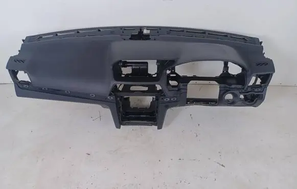 Mercedes-Benz E A207 Dashboard A2076802387