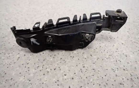 Suzuki Splash Front bumper mounting bracket