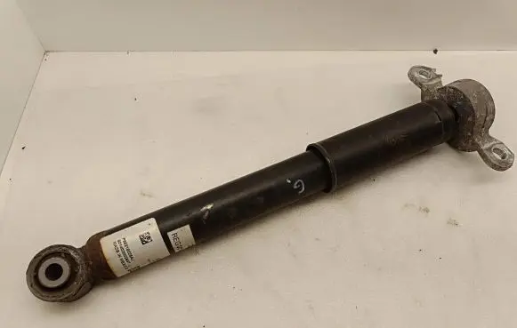Chrysler Pacifica Rear shock absorber/damper P68218025AJ 968218025A 801402002547