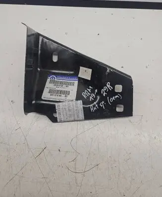 Dodge RAM Fender mounting bracket 68276710AA