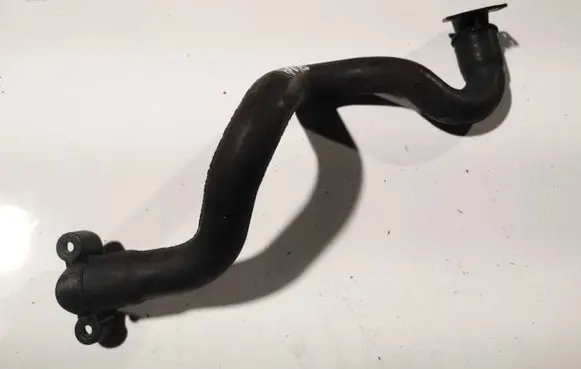 Volkswagen Touran I Engine coolant pipe/hose