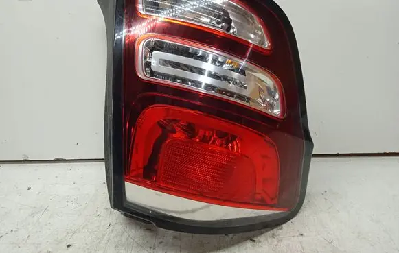Citroen C3 Rear/tail lights 9803928880