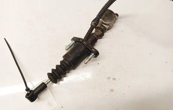 Mercedes-Benz A W168 Clutch master cylinder A1682900512