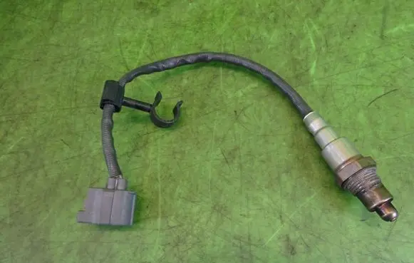 Infiniti Q30 Lambda probe sensor A0075426318