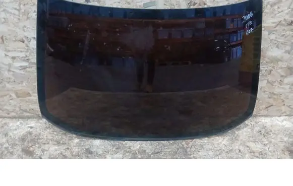 Peugeot 607 Front vent window/glass (coupe) 