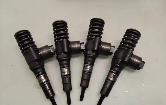 Fuel injectors set