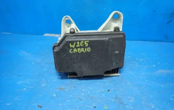 Mercedes-Benz C W205 Fuse box set