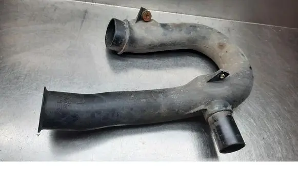 Honda CR-V Air intake hose/pipe