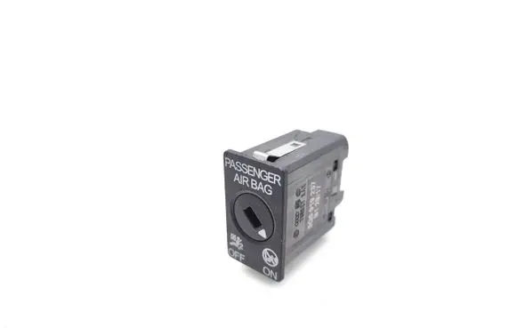 Passenger airbag on/off switch
