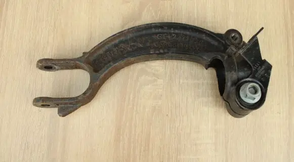 Audi A6 S6 C7 4G Rear control arm 8K0413L