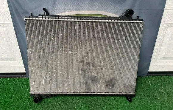 Jaguar F-Pace Radiator set HK838005AB T4A3342