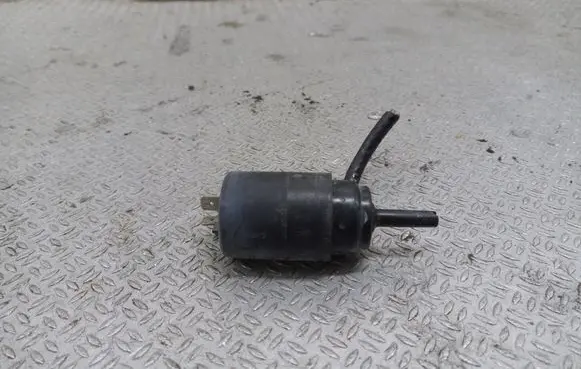 BMW 3 E36 Windscreen/windshield washer pump 171955651