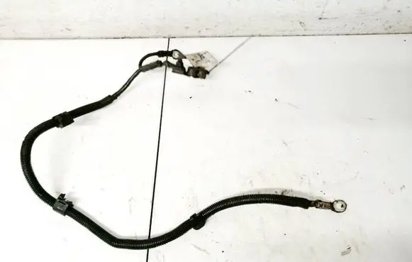 Toyota Yaris Positive cable (battery)
