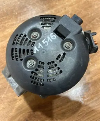 BMW 1 E81 E87 Generator/alternator 7550468