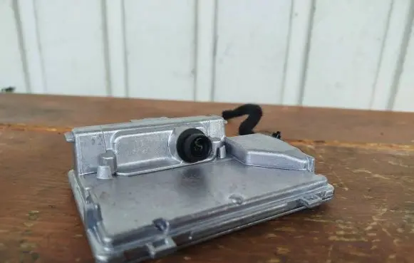 Opel Astra L Windshield/windscreen camera 9852608080