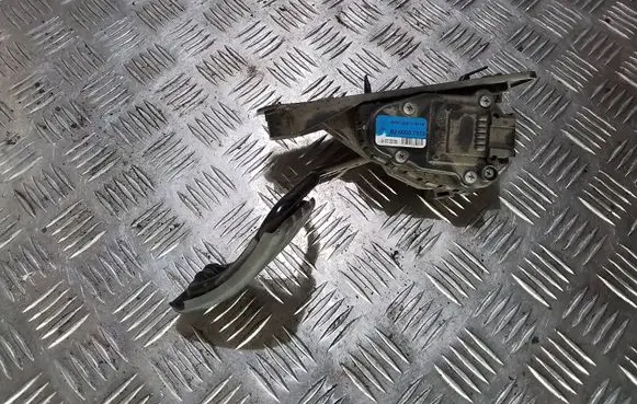 Renault Espace - Grand espace IV Accelerator throttle pedal 8200007513 6PV00811918