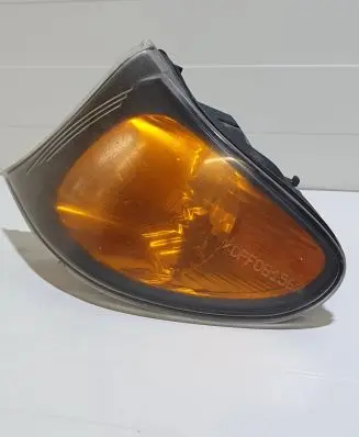 BMW 3 E46 Front indicator light 6910979 386701