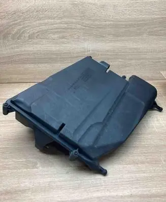 Mercedes-Benz E W211 Air filter box A6420940204 A6462210101