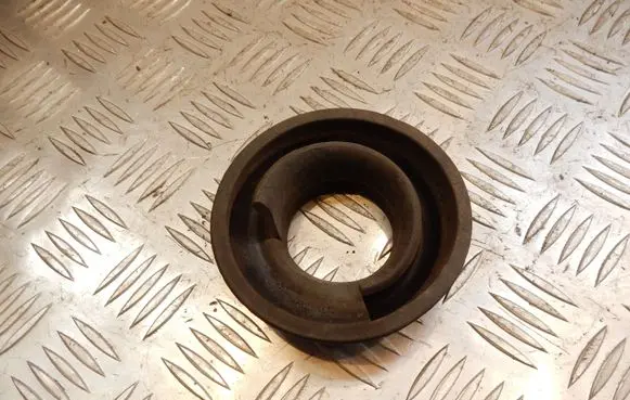 BMW 3 E90 E91 Rear coil spring rubber mount 6764419 36213