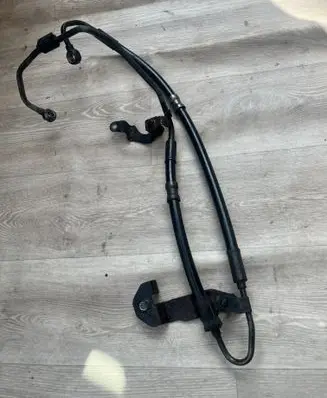 BMW X1 E84 Gearbox oil cooler pipe/hose 6783797 32416783797