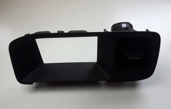 Dash center air vent grill