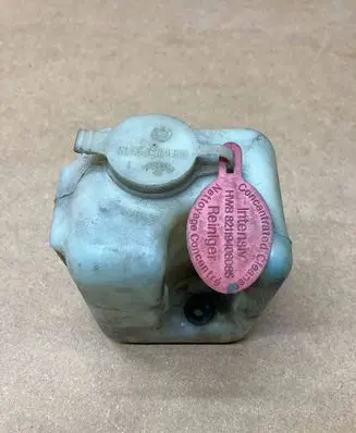 BMW 7 E32 Lamp washer fluid tank 8350932