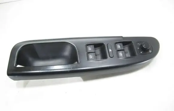 Volkswagen PASSAT B6 Front door window switch trim 3C1867171B