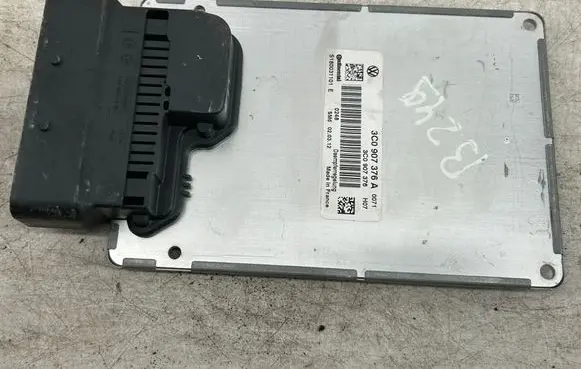 Volkswagen PASSAT B7 Suspension control unit/module 3C0907376A S180031101E 3C0907376