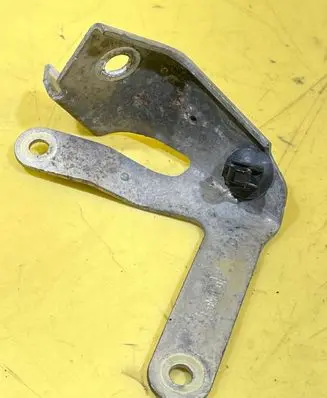 Ford Focus Horn signal holder/bracket 