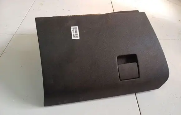 Opel Astra H Glove box B191459