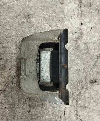 Volkswagen Golf IV Engine mount bracket 1J0199555