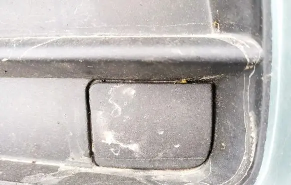 Nissan Almera Tino Front tow hook cap/cover