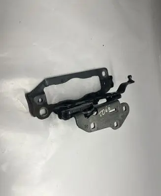 Mercedes-Benz CLS C218 X218 Engine bonnet/hood hinges A2048800728