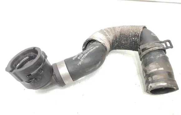 Volkswagen PASSAT B8 Engine coolant pipe/hose 5Q0122073AL