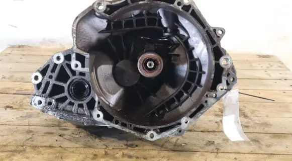 Opel Astra J Manual 5 speed gearbox 24580479