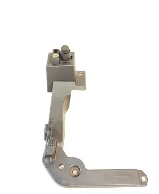 Volvo XC40 Fender mounting bracket 32234762