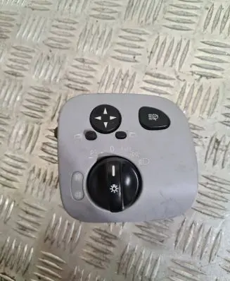 Mercedes-Benz C W203 Light switch A2035450904